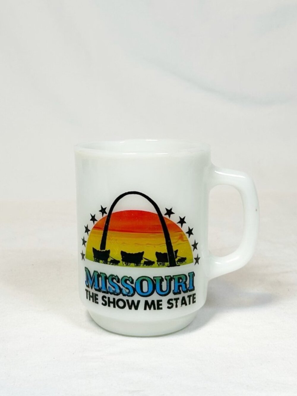 Vntg Anchor Hocking Missouri The Show Me State Milk Glass Fire King Coffee Mug